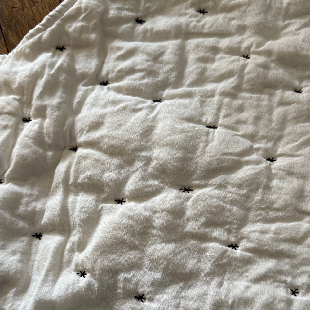 Hearth & Hand w/ Magnolia Ivory Quilted Tree Skirt - Picture 2 of 5
